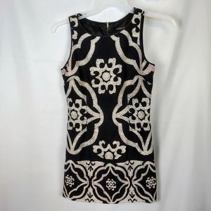 guess by marciano dress sz 4 bodycon embroidered statement piece